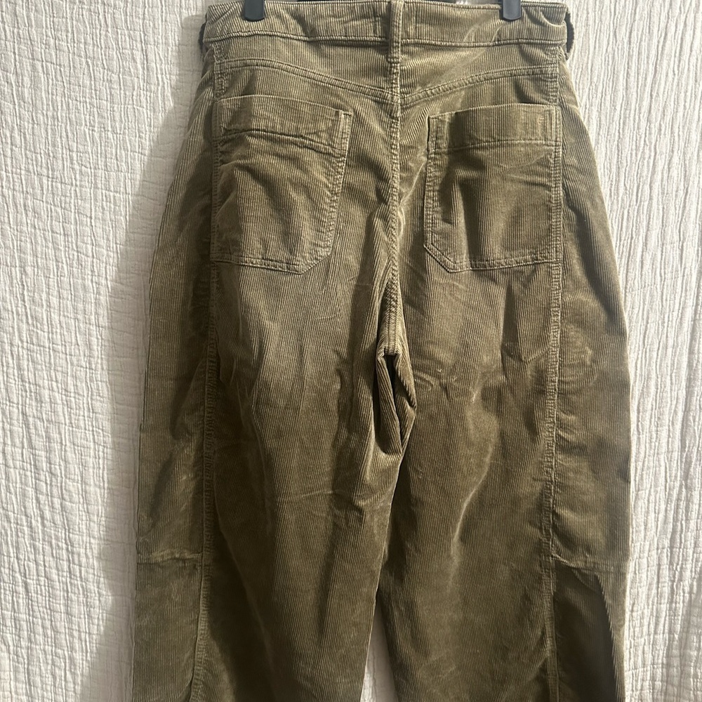 Pilcro The Kenna Heritage Mid-Rise Barrel Jeans moss green corduroy sz 30 - Picture 6 of 6